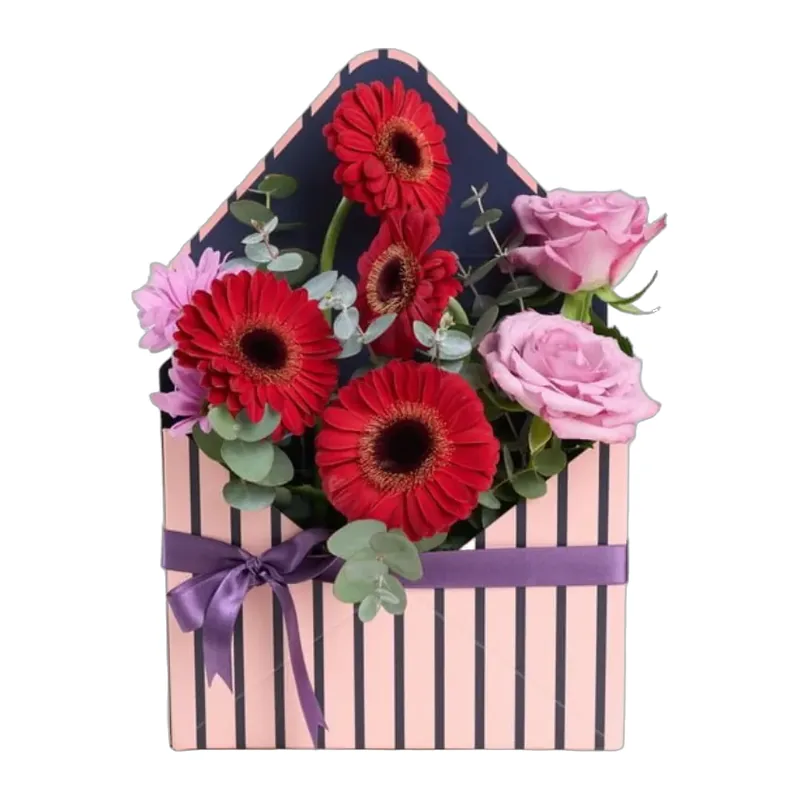 Mor Çizgili Kutuda Kırmızı Gerbera Lila Gül
